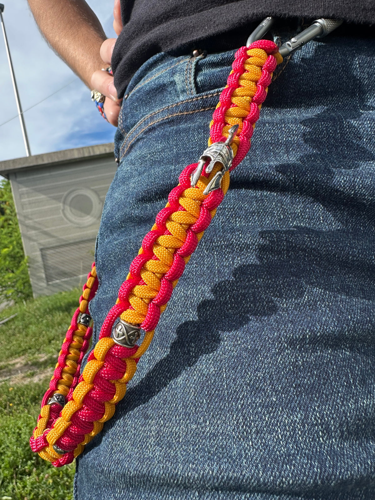 CHAINE ARTISANALE EN PARACORD