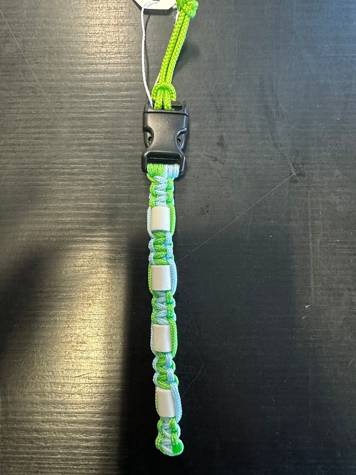 CHARMS ANTI-TIQUES VERT POMME ET BLEU BEBE