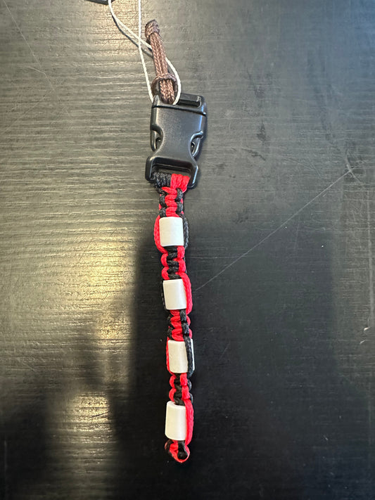 CHARMS ANTI-TIQUES ROUGE ET NOIR