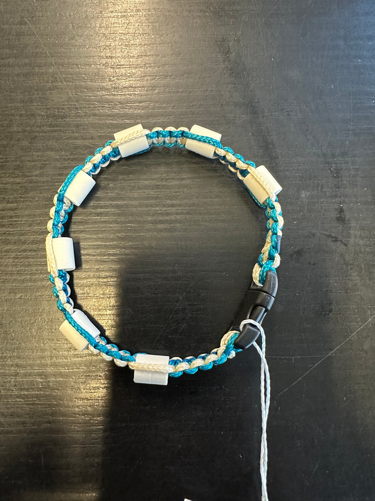 COLLIER ANTI-TIQUES POUR CHIEN TAILLE 26CM AQUA ET OR