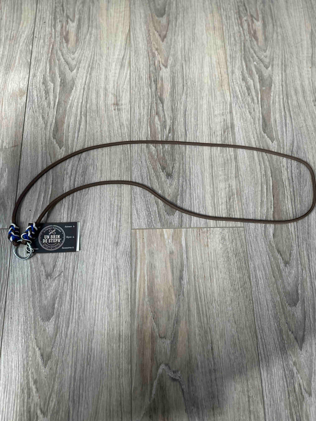 CORDELETTE FINE TAILLE PONEY MARRON TRESSAGE MARRON/BLEU ELECTRIQUE/BLANC