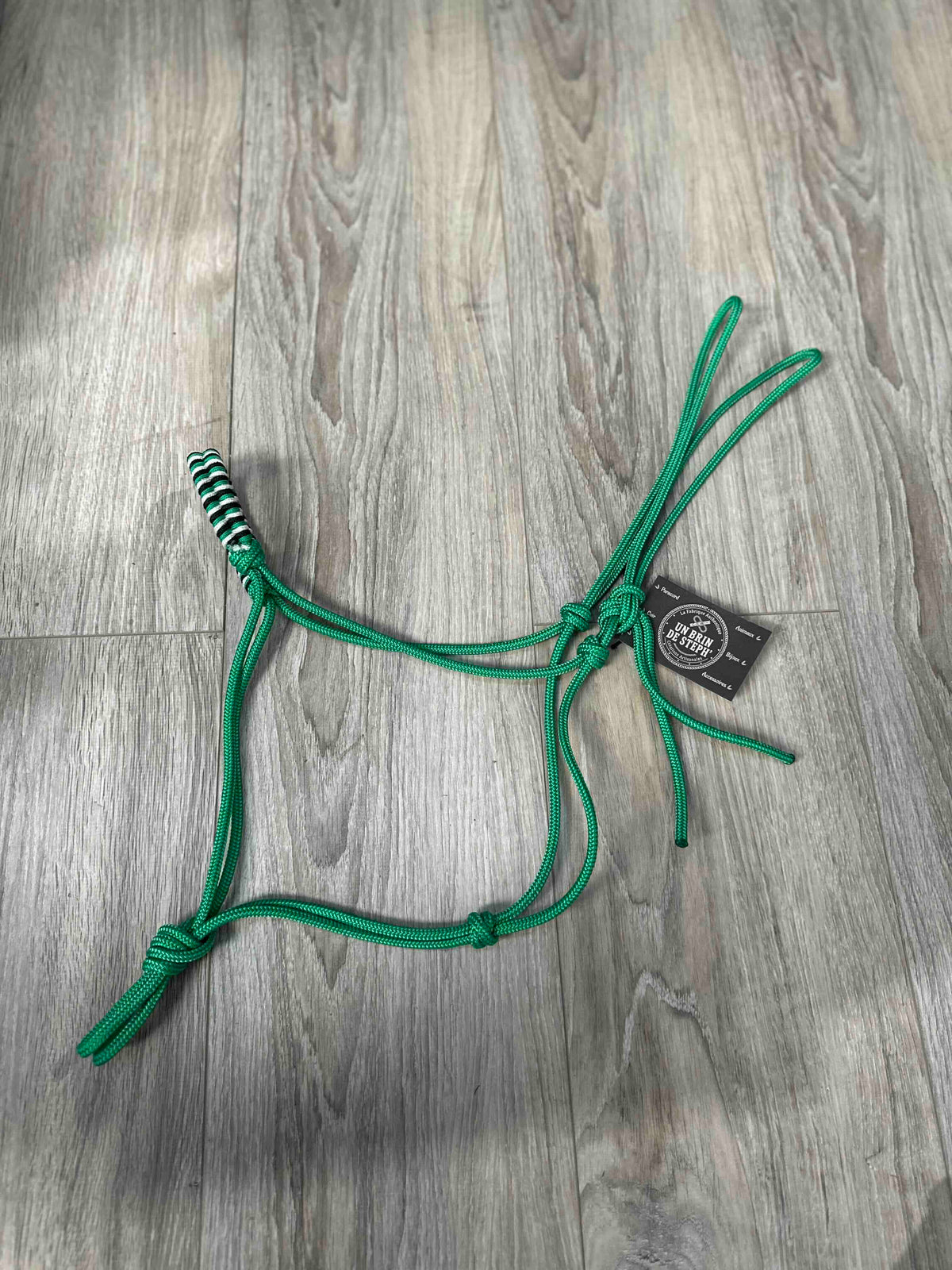 LICOL ETHOLOGIQUE TAILLE CHEVAL VERT METALLIQUE TRESSAGE EPI VERT METALLIQUE/NOIR/BLANC