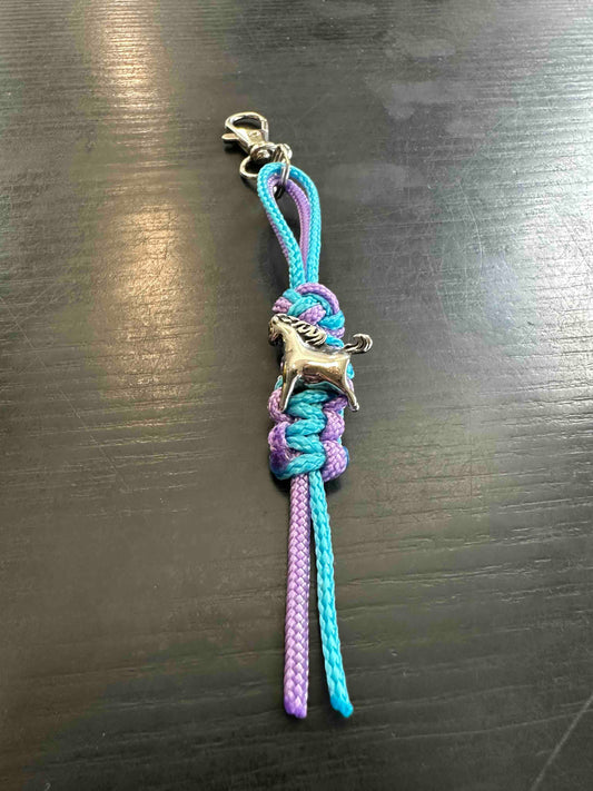 PORTE CLÉS EN PARACORD 2MM AVEC PERLES